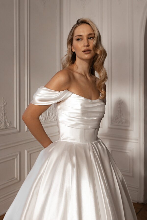 Organza Tea Length Wedding Dress Alraune - Image 11