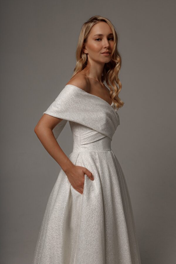 Sparkly Tea Length Wedding Dress Abril - Image 3