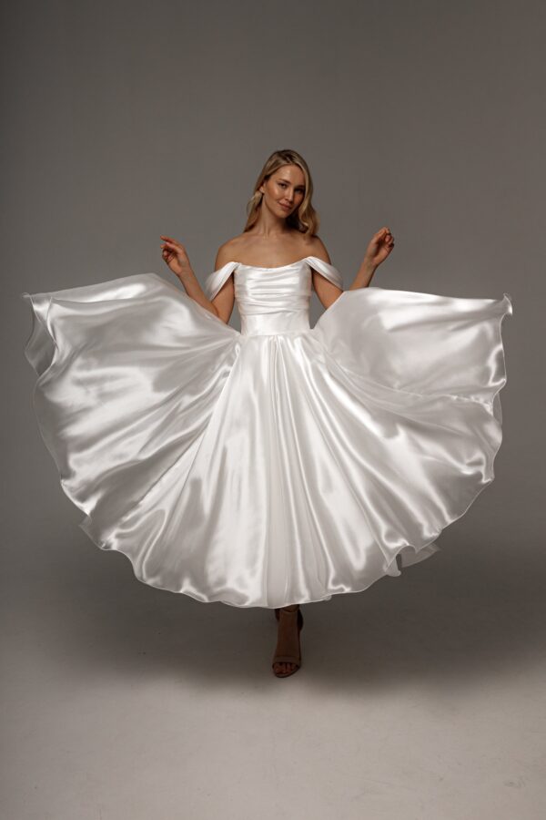 Organza Tea Length Wedding Dress Alraune - Image 9