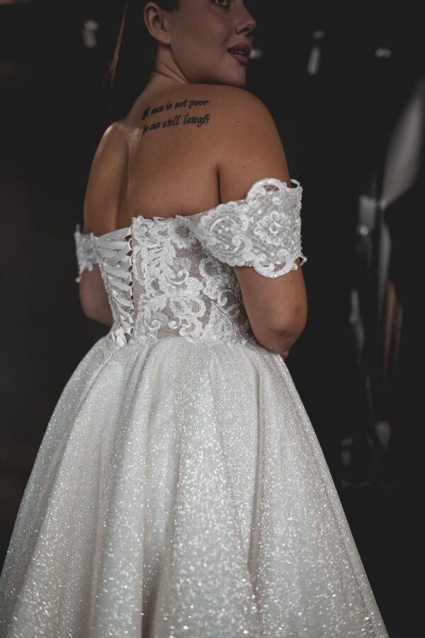 Tea Length Plus Size Lace Wedding Dress Elise - Image 15
