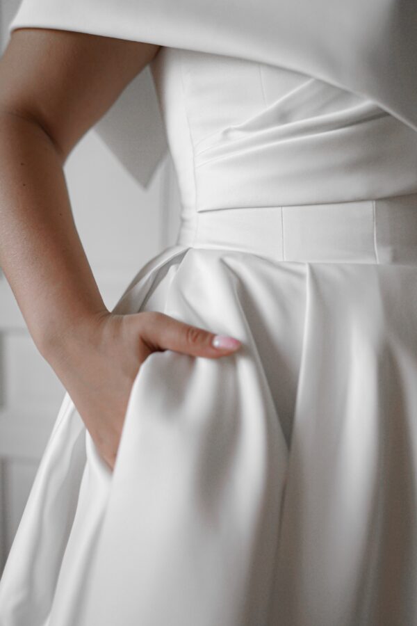 Light ivory Satin Midi Wedding Dress Cameron - Image 15