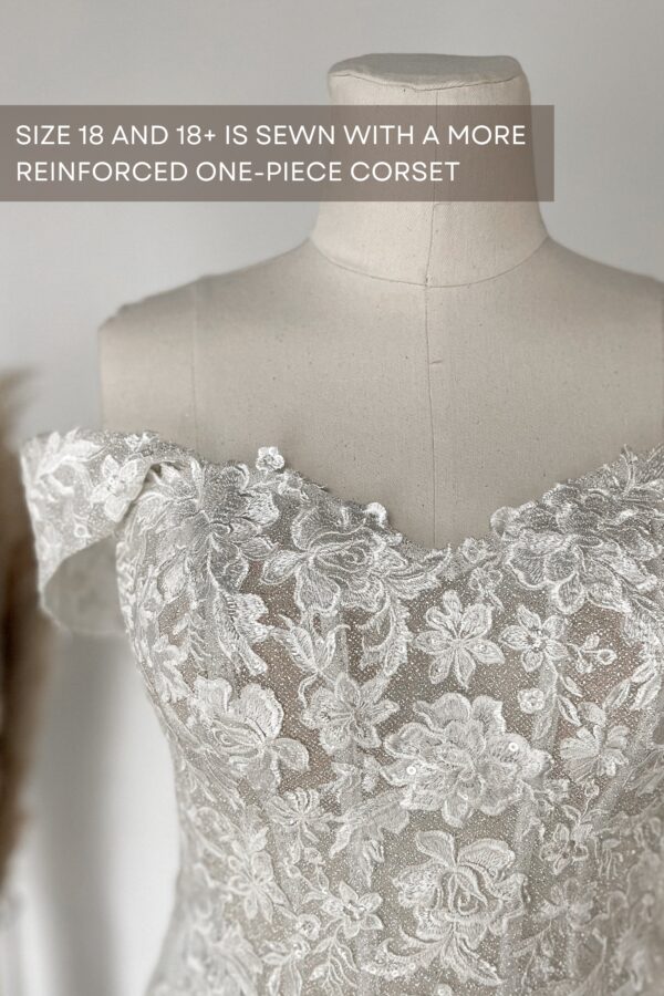 Short Wedding Dress Evelyn - Image 9