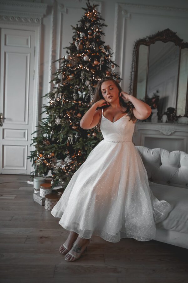 Plus Size Shiny Wedding & Evening Dress Heist Midi - Image 10
