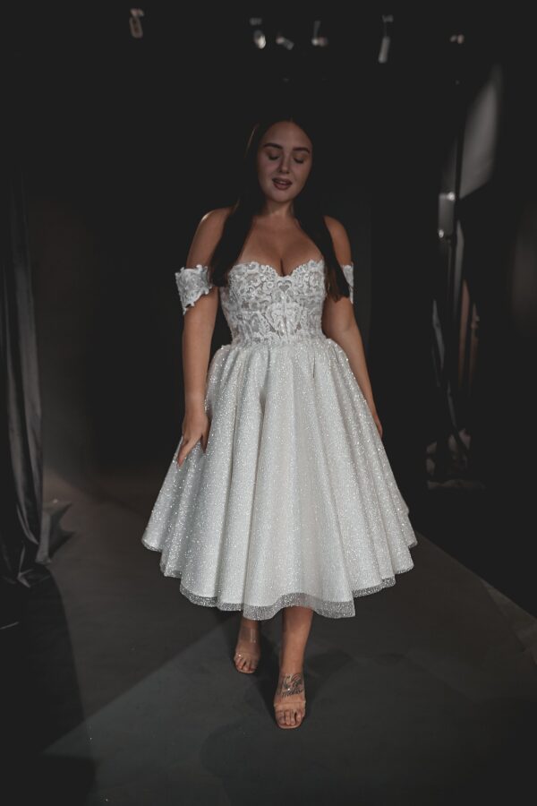 Tea Length Plus Size Lace Wedding Dress Elise - Image 6