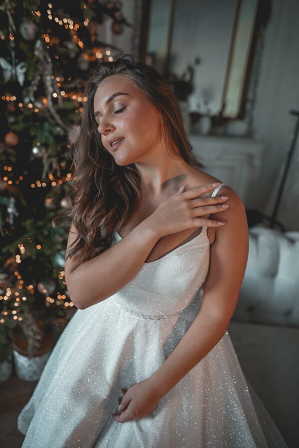 Plus Size Shiny Wedding & Evening Dress Heist Midi - Image 5