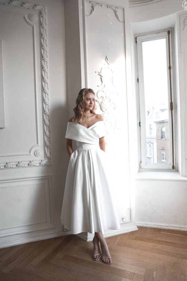 Light ivory Satin Midi Wedding Dress Cameron - Image 7