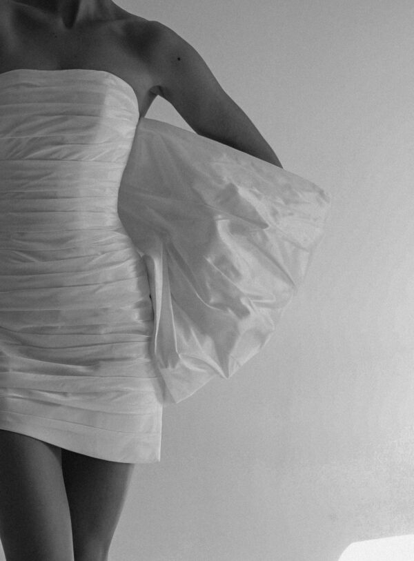 Short Taffeta Wedding Dress Anneli with Detachable Sleeves-Bow - Image 10