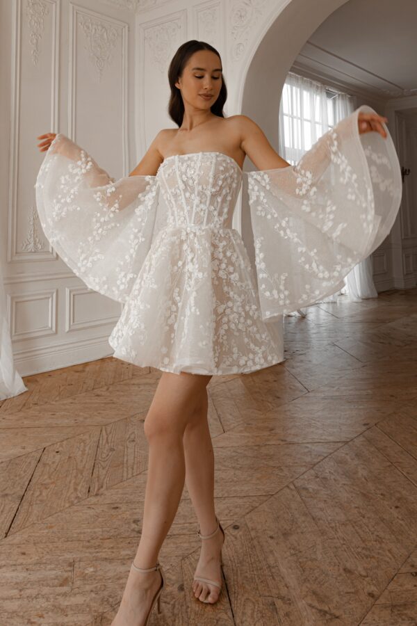 Short Floral Lace Wedding Dress Moonlit Siren - Image 4