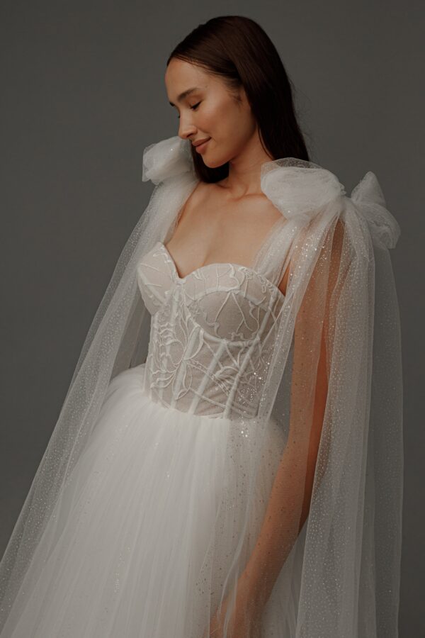 Short Wedding Dress Helena with Detachable Straps - Image 4