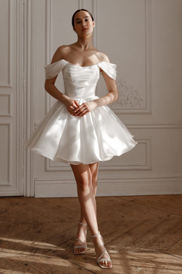 Short Wedding Dress Fiorelia with Detachable Straps - Image 9