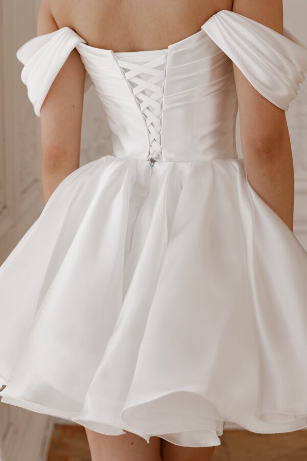 Short Wedding Dress Fiorelia with Detachable Straps - Image 12