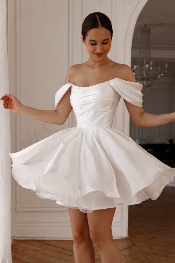 Short Wedding Dress Fiorelia with Detachable Straps - Image 13