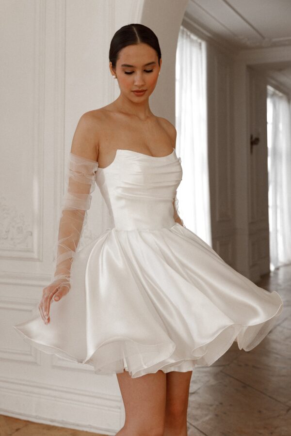 Short Wedding Dress Fiorelia with Detachable Straps - Image 14
